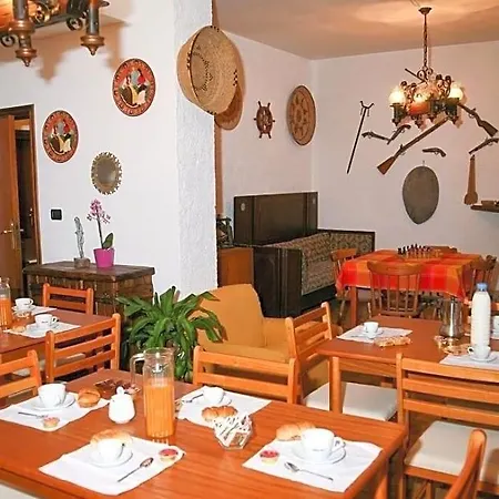 Marogna And Breakfast Hotel